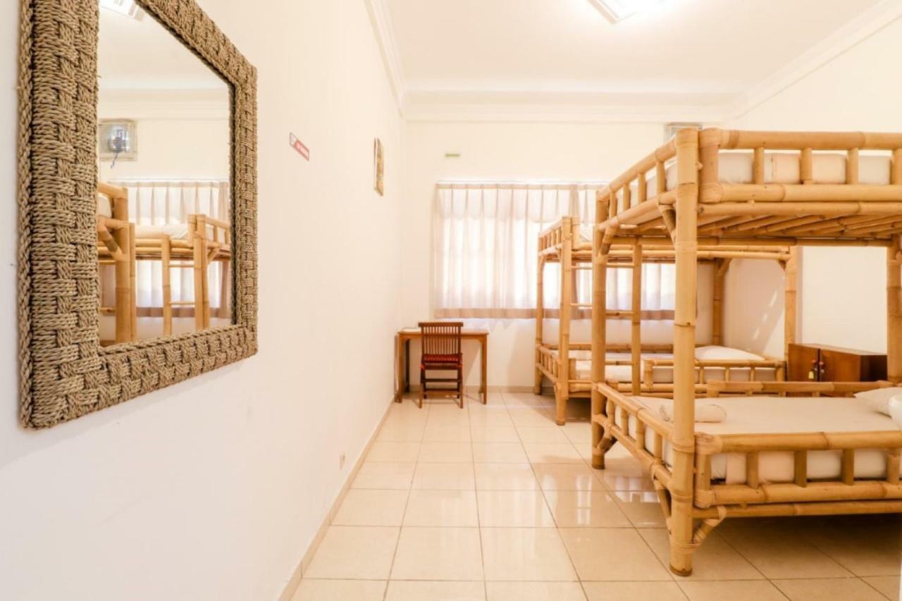 Palmyra Hostel Malang Zewnętrze zdjęcie