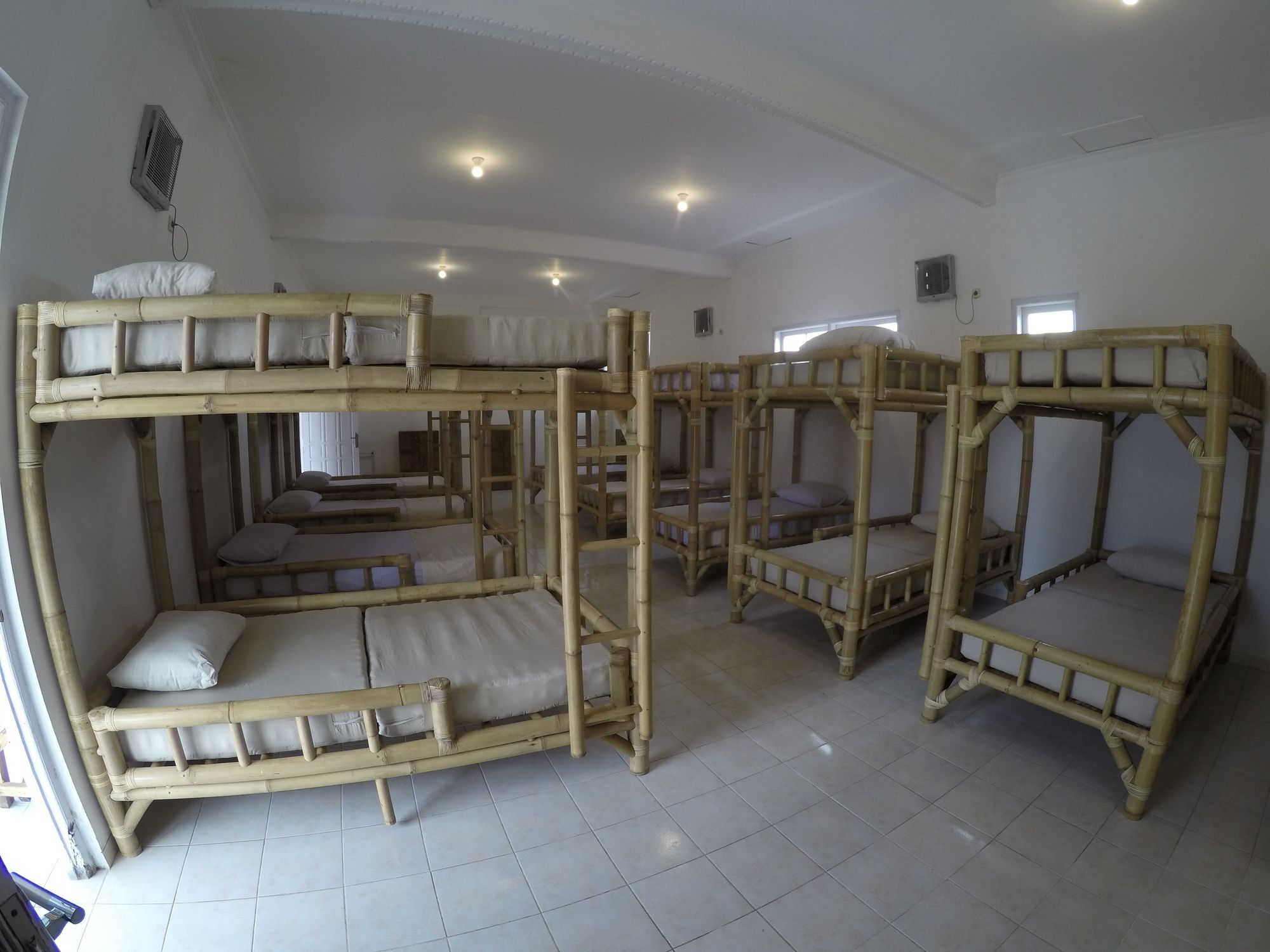 Palmyra Hostel Malang Zewnętrze zdjęcie